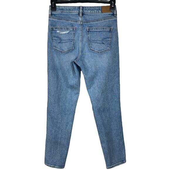 American Eagle SZ 4 LONG Mom Jeans Distressed / Rips Mid-Rise Zip-Fly Whiskered - Picture 5 of 12